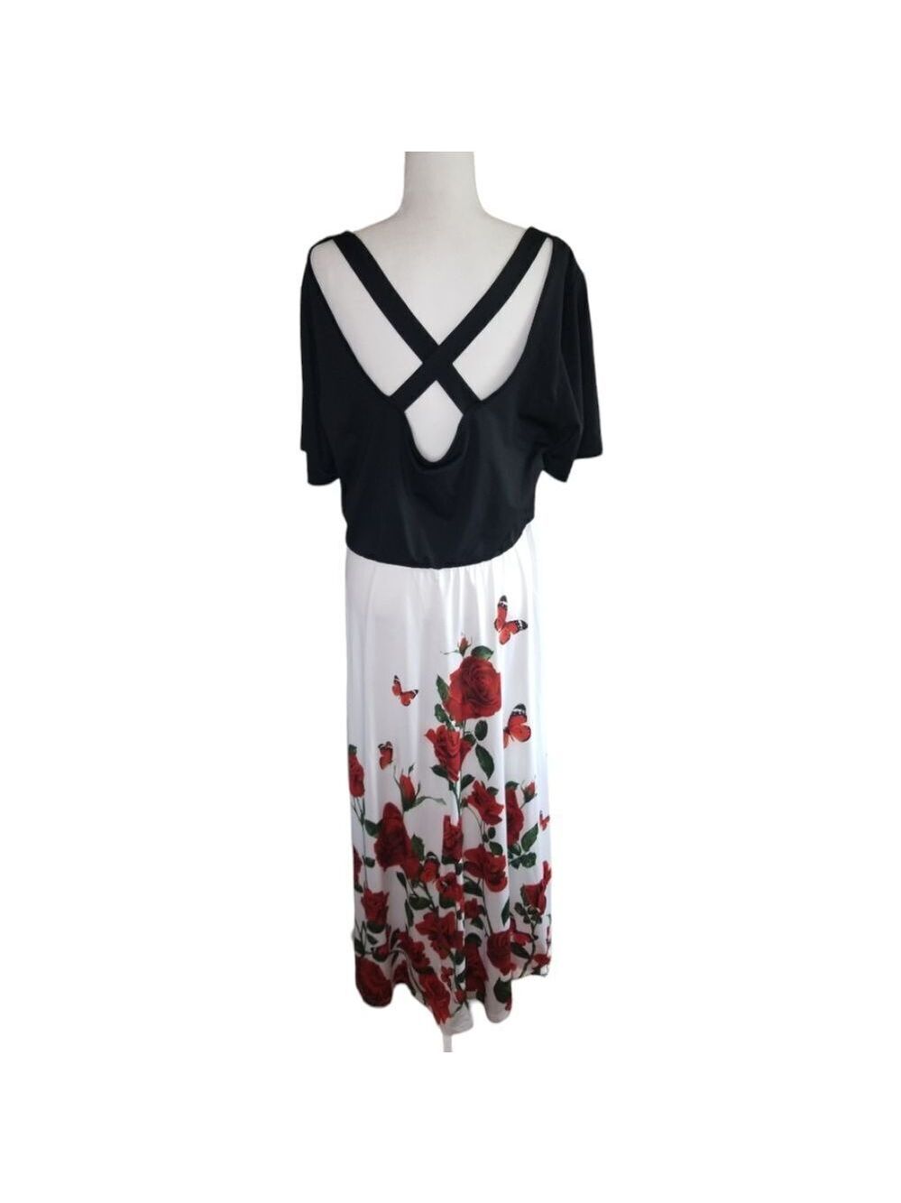 Shein Maxi Black Top White Red Rose's Bottom Size 4XL - Picture 4 of 7